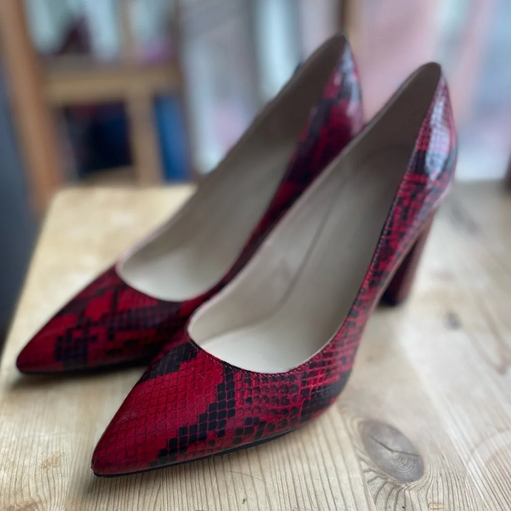 Marc Fisher Red Snakeskin Viviene Block Heel Pumps - Picture 11 of 16